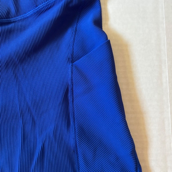 SUUKSESS Women Cross Workout Shorts with Pockets gym shorts, size - Picture 2 of 4